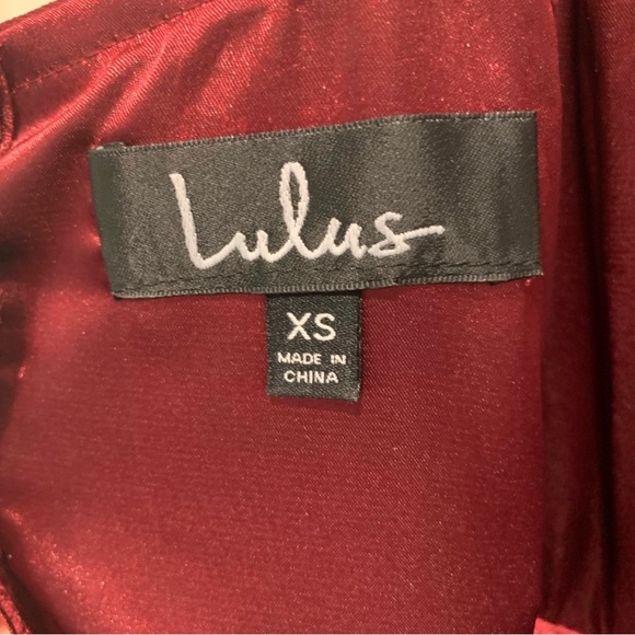 Lulu’s Chiffon Gown in WINE - Picture 12 of 12